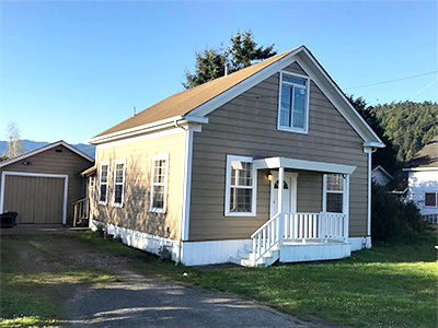 Image: A house in Rio Dell, Humboldt County, before the recent earthquakes